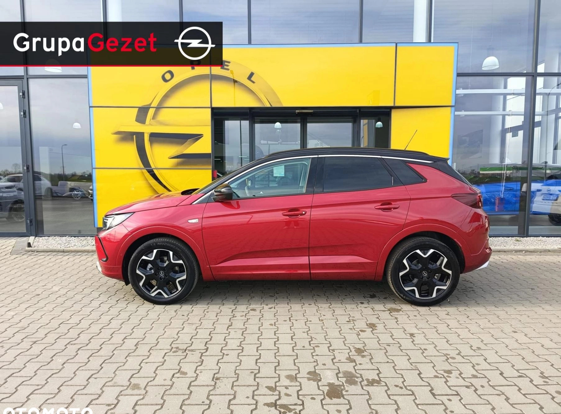 Opel Grandland cena 142990 przebieg: 5, rok produkcji 2024 z Jędrzejów małe 92